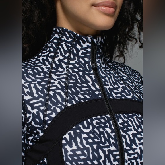 Lululemon Define Jacket in Net Pop Black and White - Picture 7 of 7